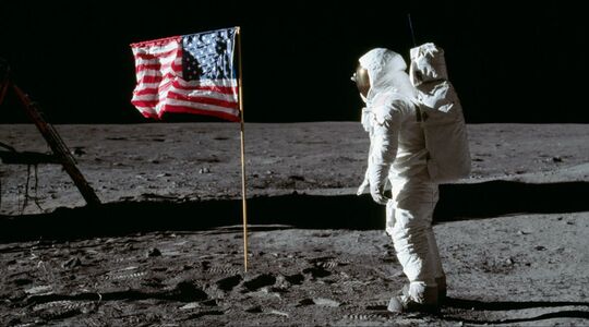 Illustratie voor: Fotoreportage: vrijgegeven foto’s door NASA van de Apollo maanlanding