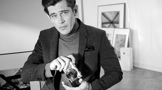 Illustratie voor: Deze stijlvolle camera is de ultieme gadget voor de gentleman