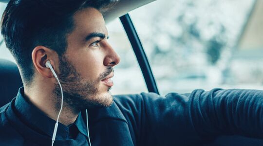 Illustratie voor: Podcasts zijn dé uitkomst voor onze drukke levens