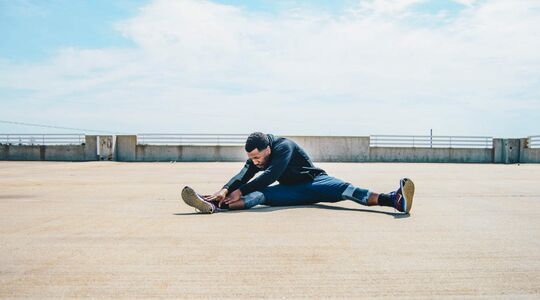 Illustratie voor: Zware full-body workout die je thuis kunt doen