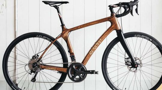 Illustratie voor: Deze stijlvolle fiets is gemaakt van whiskyvaten