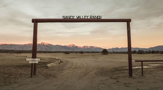 Death Valley MAN MAN