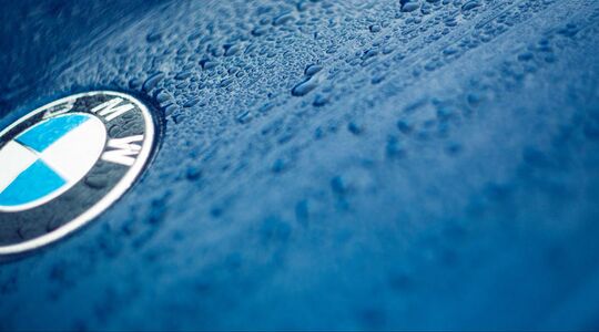 Illustratie voor: Lidl start met de verkoop van BMW’s