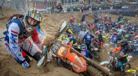 red bull knockout MAN MAN