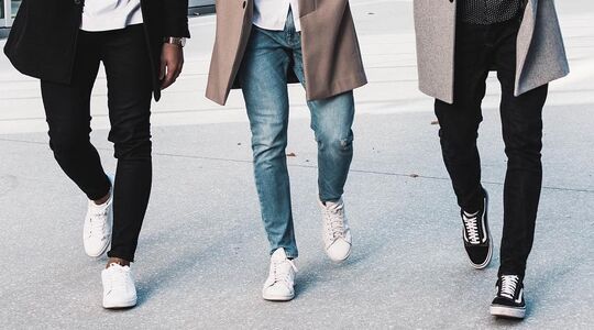 mannen jeans heren spijkerbroeken combineren MAN MAN