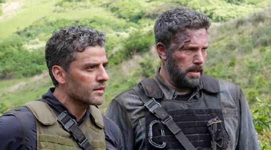 Netflix original triple frontier MAN MAN