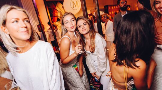 Illustratie voor: MAN MAN viert samen met Magnum het dikste feestje van het jaar in Waldorf Astoria