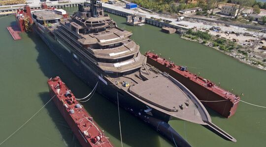 langste superjacht ter wereld