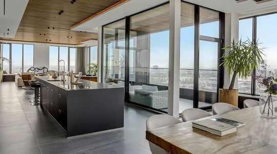 penthouse tommy hilfiger baas amsterdam