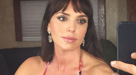 kika kalifat marta milans White Lines