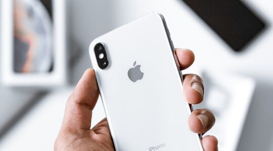 iPhone 12 mini Apple