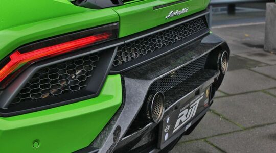 Don de Jong YouTuber koopt Lamborghini