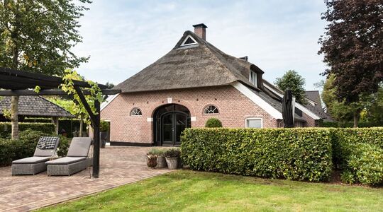 luxe woonboerderij buitenkant