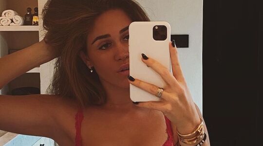 Sarah Puttemans is de nieuwe vriendin van Love Island-presentator Viktor Verhulst-2