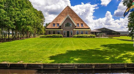 miljoenenwoonboerderij