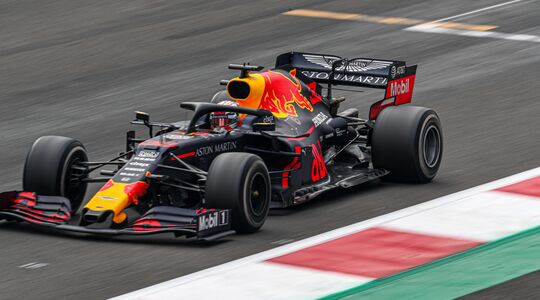 F1-wagen Max Verstappen sneller aanpassingen motor
