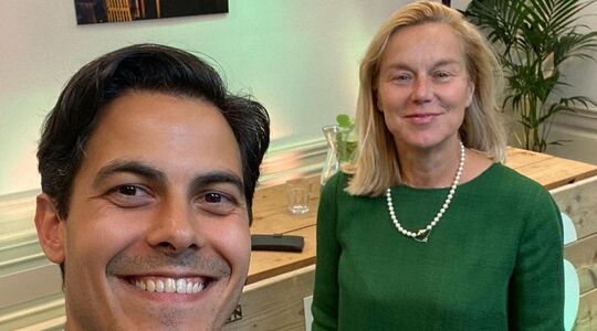 Salaris Sigrid Kaag partijleider D66
