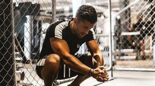 Illustratie voor: Wanneer creatine nemen: voor of na de training?