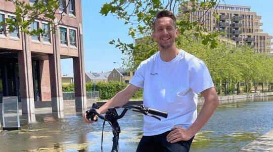 Illustratie voor: Luuk de Jong scoort ook in de liefde met zijn vriendin Lizanne van Zutven