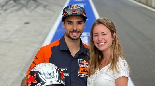 Miguel Oliveira kind met stiefzus