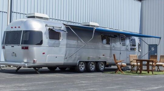 Tom Hanks camper (1)