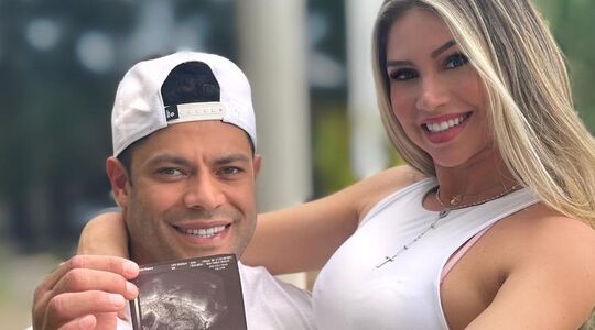 Illustratie voor: Braziliaanse voetballer Hulk ruilt zijn vrouw in voor haar nichtje