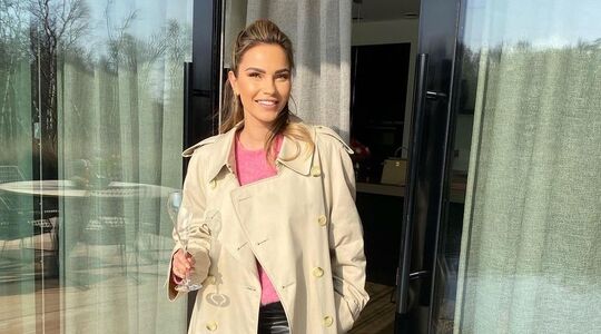 Monica Geuze zet penthouse te koop