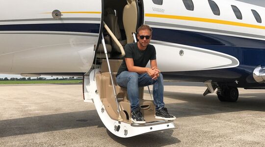 privévliegtuigen Nederlandse dj's Armin van Buuren Afrojack Martin Garrix