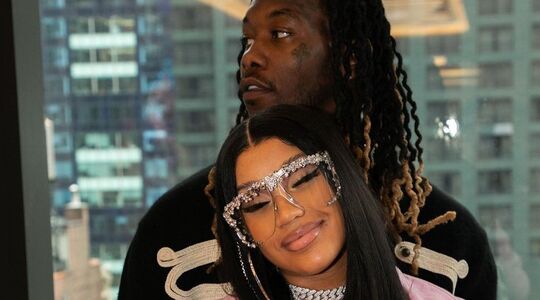 cardi b geeft haar vriend een bizar verjaardagscadeau