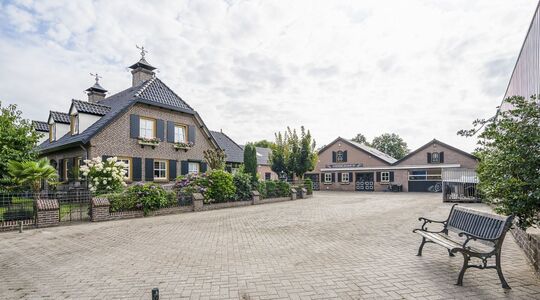 funda woning met garage te koop deurne huis