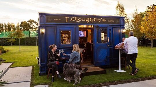 gepersonaliseerde pub in je achtertuin