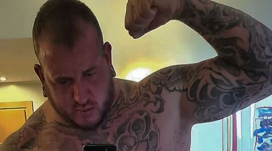 Kelvin de Ruiter sterkste man van nederland instagram
