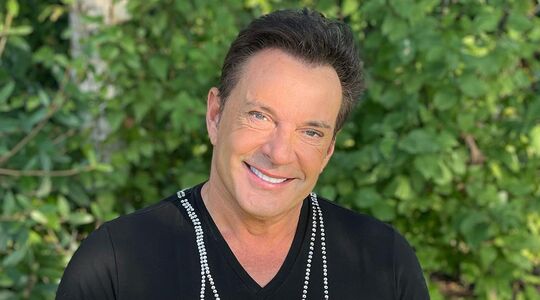 Dit is het aanzienlijke salaris en vermogen van Gerard Joling