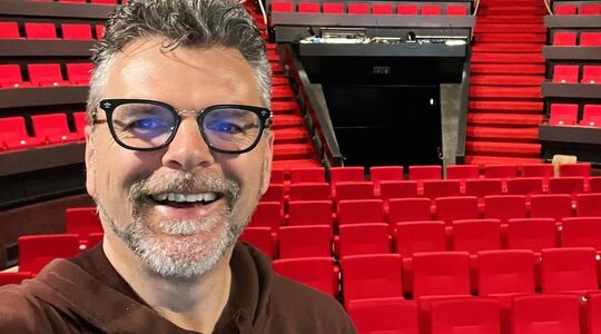 Topfotograaf William Rutten zet zijn enorme landhuis te koop