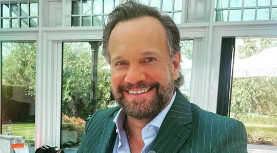 Carlo Boszhard legt miljoenen neer en koopt prachtige villa