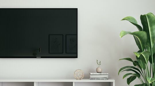 Illustratie voor: Hoe ver moet je van je tv zitten? De perfecte kijkafstand per beeldformaat