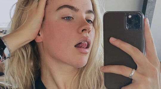 mooiste nederlandse influencer anna noohsin monica geuze juutlje tieleman negin mirsalehi