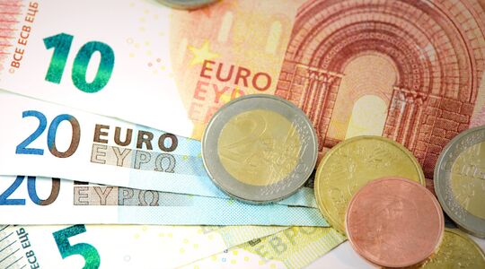 hoeveel spaargeld hebben nederlanders gemiddeld 2023