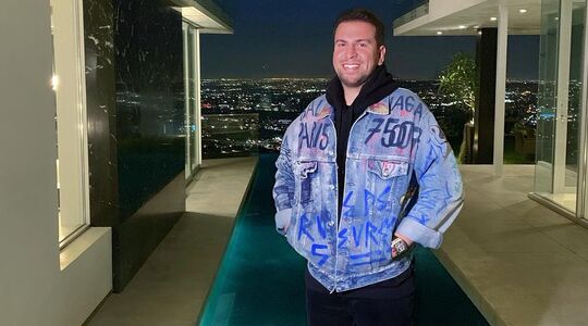 richard saghian oprichter fashion nova vermogen koopt huis malibu