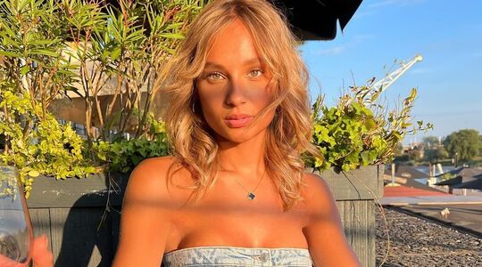 chelsey van der heijden instagram buurmeisje van het jaar 2023