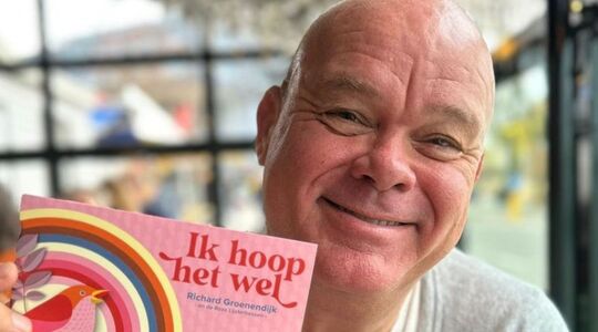 het salaris en vermogen van Paul de Leeuw