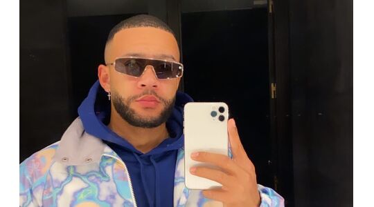 memphis depay heeft nieuwe vriendin