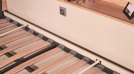 hoe fix je een piepend bed