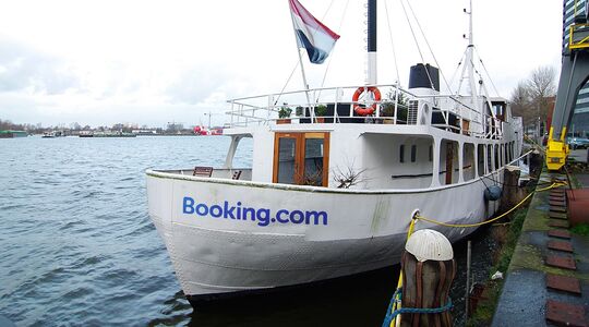 slapen bij douwe bob op woonboot