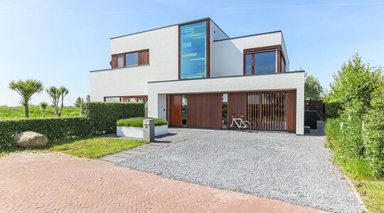 funda villa groningen te koop