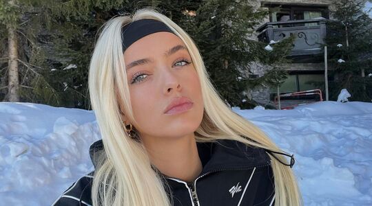 Ꭼlys hutchinson instagram too hot to handle netflix