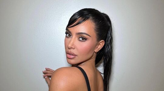 kim kardashian 2