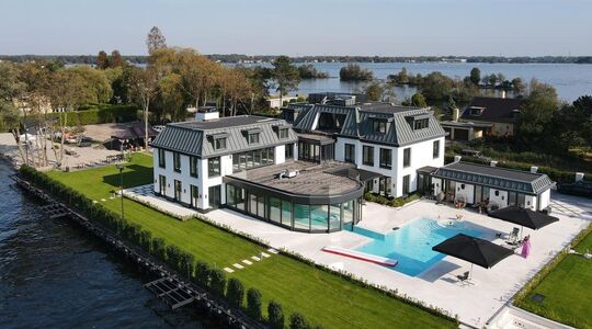 duurste villa nederland vinkeveen te koop