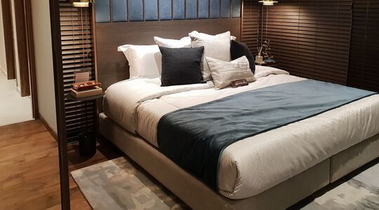 trend 2024 luxe boxspring