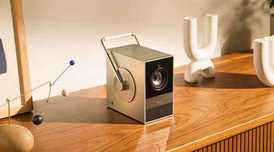 LG CineBeam Q